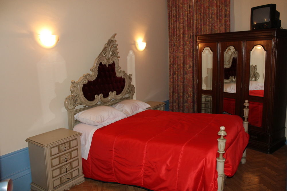 Guest House Henrique VIII Porto Eksteriør billede